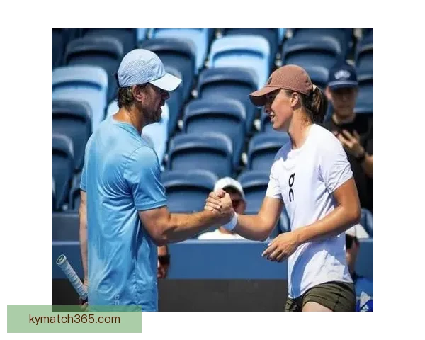 费塞特回应与斯瓦泰克分手罗伊格遭前弟子公开吐槽引热议